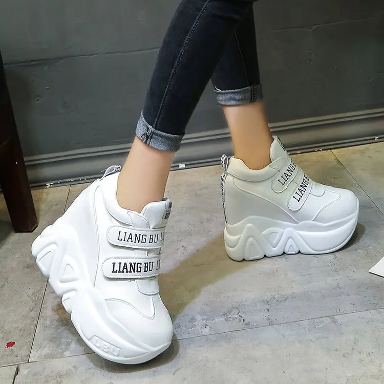 Lettres Décor Noir Sport Cachés Haute Des Talon Blanc De Cheville Bottes Wedge Chaussures forme Plate Femmes Super Sneakers q6UZIWOw