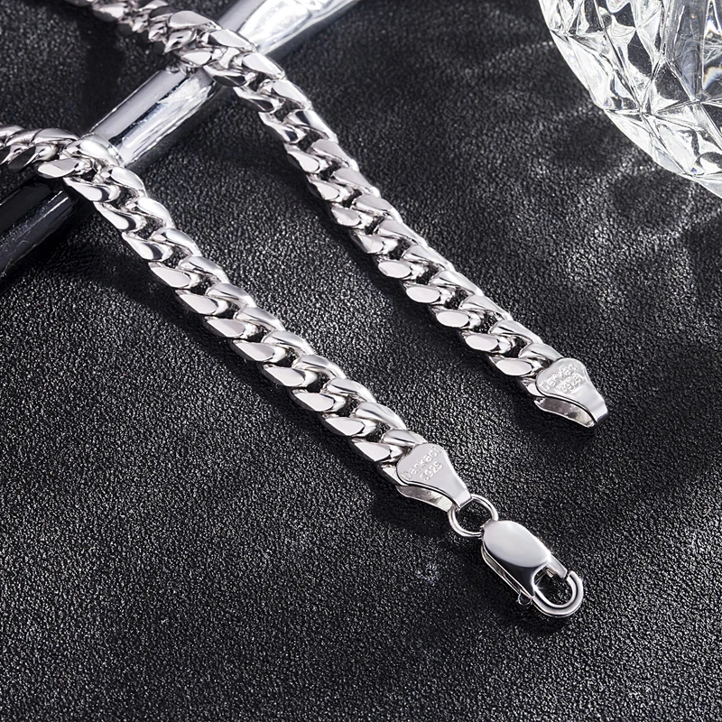 SH213881-15