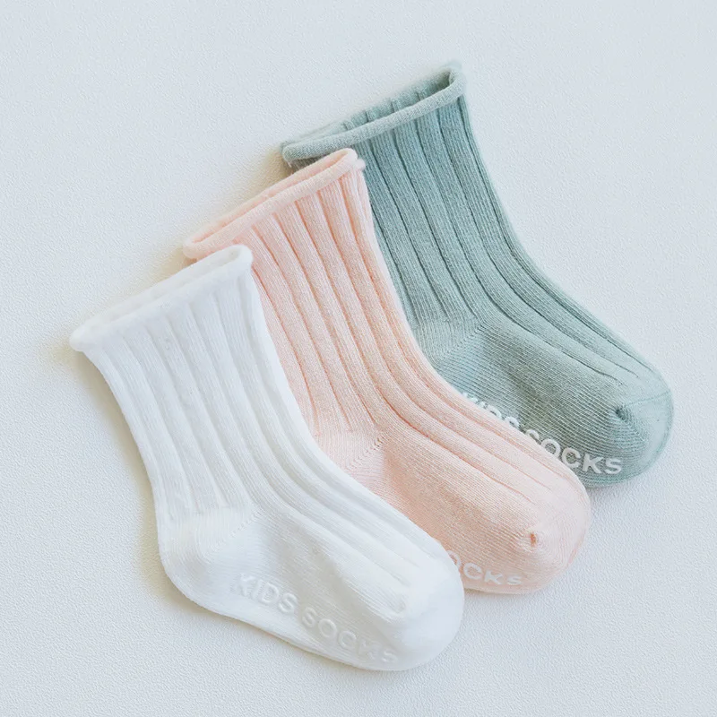 3 Pairs/Lot Cotton Baby Socks With Grips Solid Thin Breathable Middle Tube Non Slip Socks for Baby Boys Girls Free Shipping 3 Pairs/Lot Cotton Baby Socks With Grips Solid Thin Breathable Middle Tube Non Slip Socks for Baby Boys Girls Free Shipping