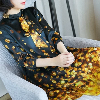 

2019 Women Spring Summer Dress Vintage Printing Three Quarter A-line Satin Loose Party Dress with Pearl Beading S-2XL