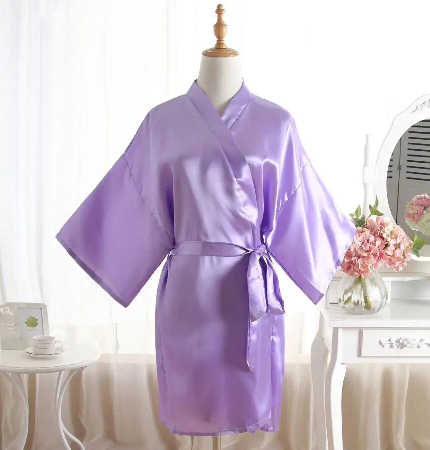 Новинка, Женская атласная короткая ночная рубашка, кимоно, халат, однотонная Пижама, свадебное платье для невесты, подружки невесты, сексуальное платье, платье, один размер размера плюс - Цвет: light purple