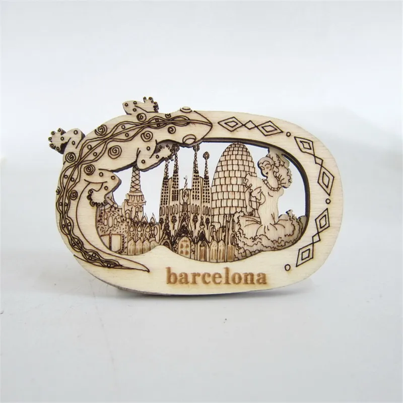 

Sagrada Familia Barcelona Spain Souvenir Refrigerator Magnetic Sticker 3D Resin Decorative Lizard Fridge Magnet Craft GIFT IDEA