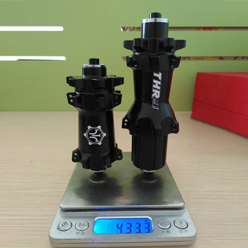 

1 Pair Rear Mountain Bike Hub XD Driver 32 Holes 12x148mm Boost 6 bolt Disc J