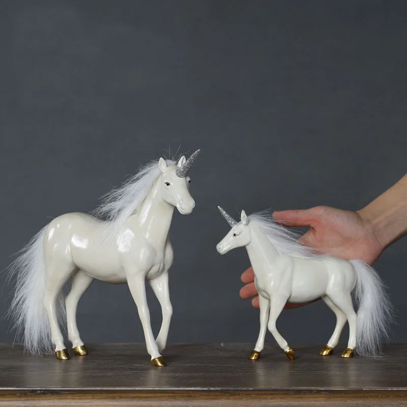 Creative unicorn Wedding Decoration Figurines Miniatures Artificial Resin Angel Ornament Vintage Home Decor Valentines Day Gifts