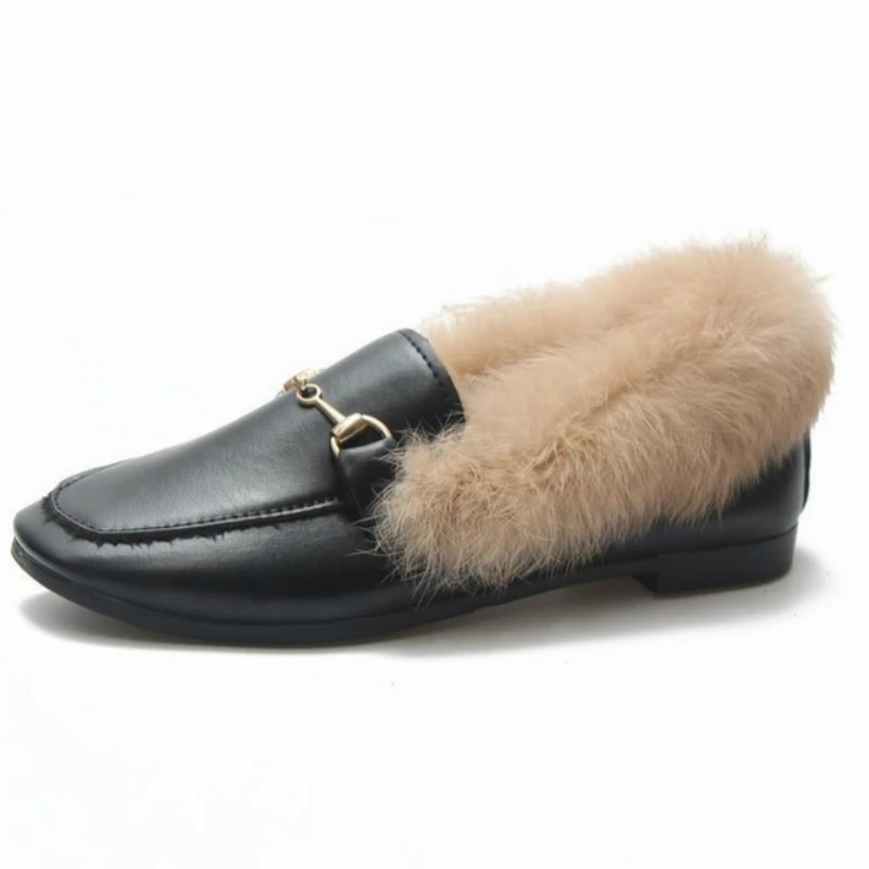 

Europe 2018 Winter New Women's Shoes Flat Casual Loafers Rabbit Fur Fashion Plush Warm Ladies Shoes Metal Decoration Slip-on