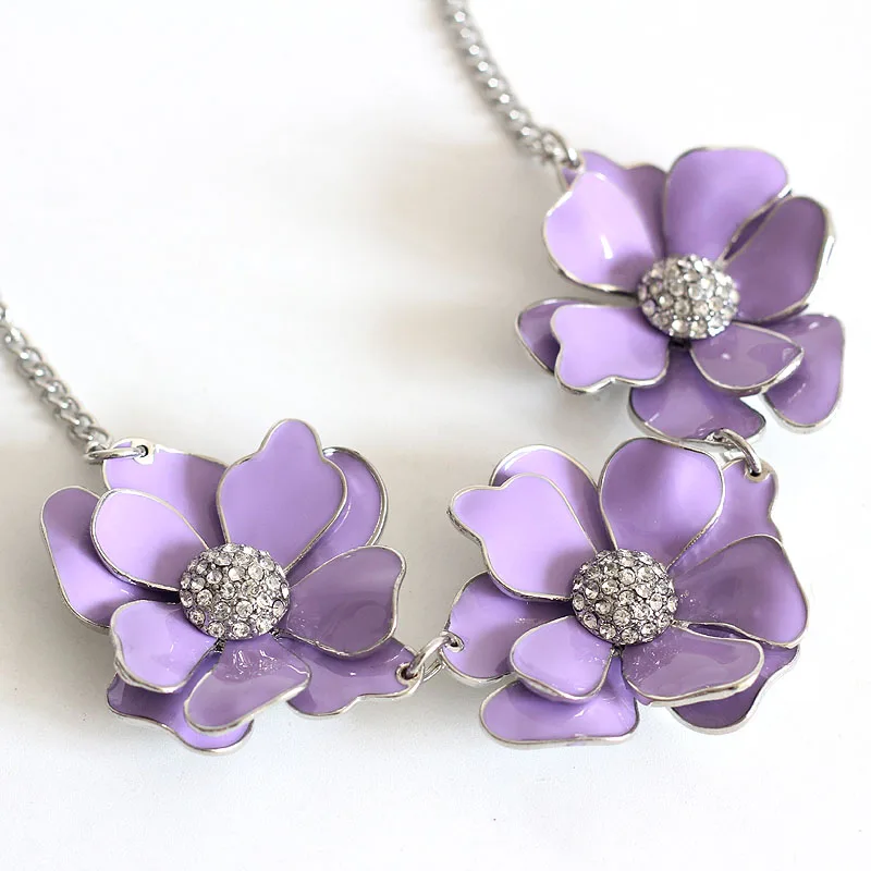 

Free Shipping Three Flower Statement Chunky Collar Enamel Elegant Necklace