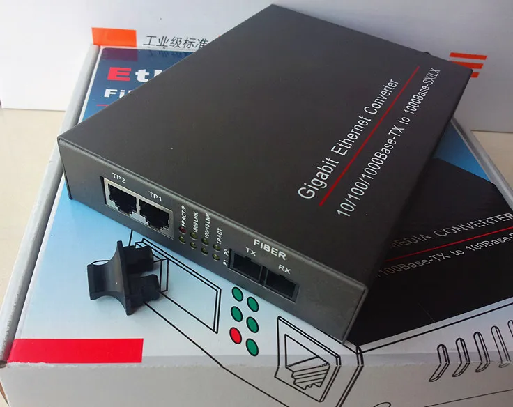 

High-end Gigabit 1 light 2 electric transceiver Gigabit 2 port optical transceiver Gigabit 1 light 2 electric transceiver
