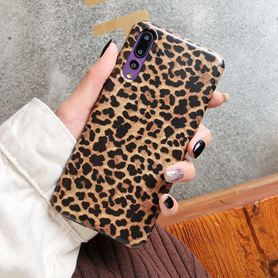 Leopard Case-06