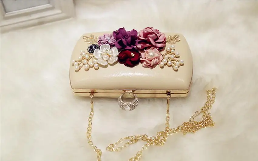 2022 High Quality Luxury Handmade Flowers Evening Bags Brand Dinner Clutch Purse With Chain Flower Banquet Bags MN258