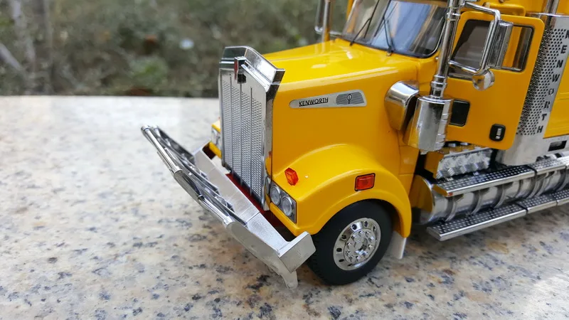 kenworth t909 diecast model