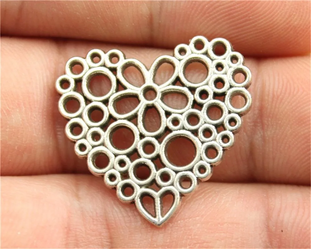 

WYSIWYG 8pcs 23x25mm 2 Colors Antique Silver Antique Bronze Flower Heart Charms Hollow Flower Heart Charm Heart Flower Charms