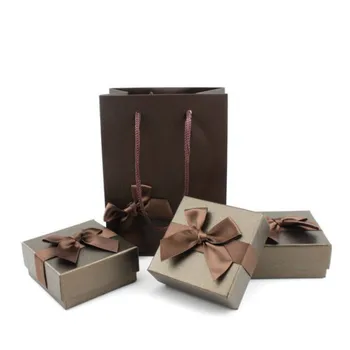

Wholesale Jewelry Box Necklaces Earrings Gift Paper Boxes Gift Packing Brown Color With Bowknot 19010902