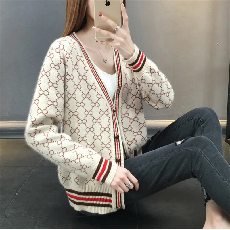 Sweater Cardigan Women 2019 Autumn New V-Neck Single-Breasted Knitwear Spring Loose Coat Long Sleeve Joker Ladies Cardigan Lj160 Sweater Cardigan Women 2019 Autumn New V-Neck Single-Breasted Knitwear Spring Loose Coat Long Sleeve Joker Ladies Cardigan Lj160
