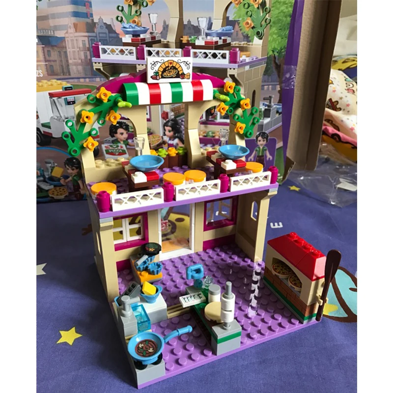 Complete Sets 41311 Lego Friends Heartlake Pizzeria