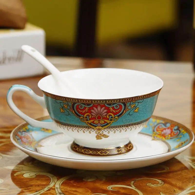 Royal Style Golden Top Grade Bone China Coffee Cup Elegant European Tea Cup Set And Saucer Afternoon Tea Teacup Nice Gift Royal Style Golden Top Grade Bone China Coffee Cup Elegant European Tea Cup Set And Saucer Afternoon Tea Teacup Nice Gift
