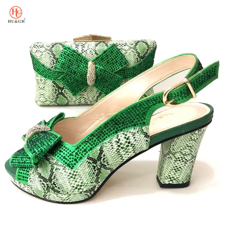 2710-706  37-43 RMB200 heels 9.5cm
