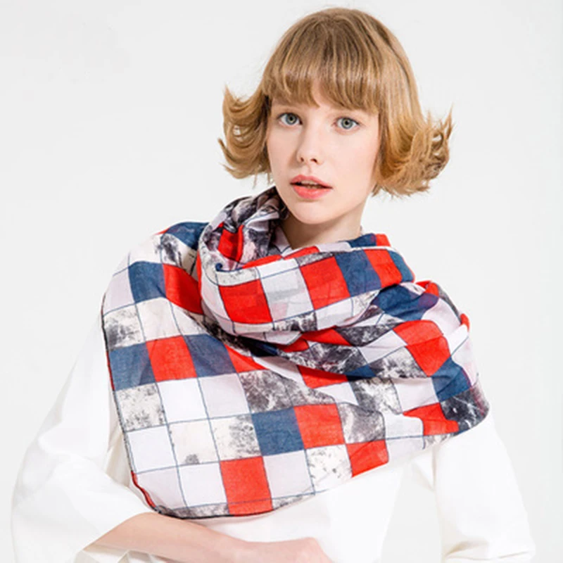 Thin section creative plaid ice silk scarf female sunscreen beach towel multi-function shawl gift | Аксессуары для одежды