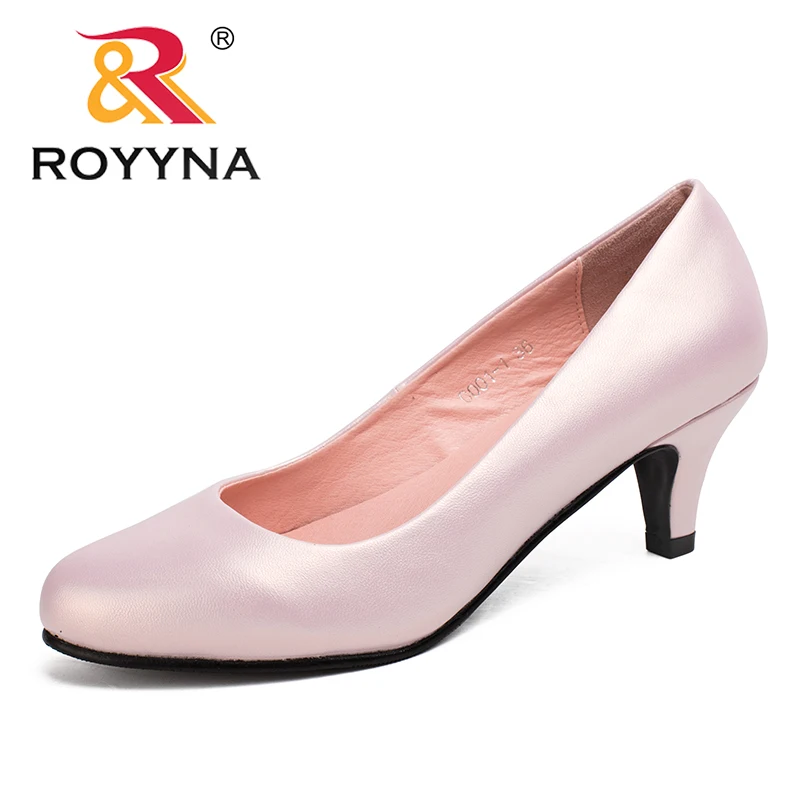 En Ligne 2017 ROYYNA Printemps Automne Nouveaux Styles Pompes Femmes Grande Taille Mode Sexy Bout Rond Doux Coloré Doux Femmes Chaussures Livraison gratuite