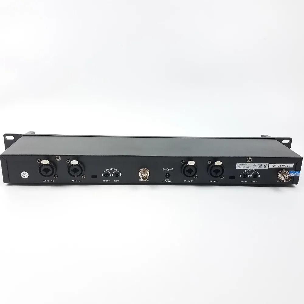 Leicozic BK2050 Wireless in ear Monitor System ear
