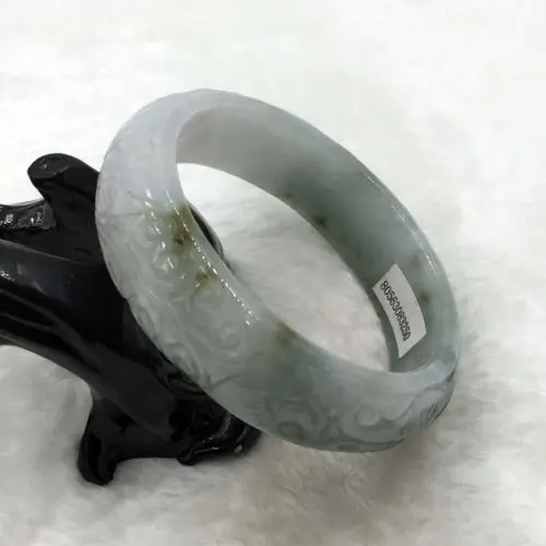 

2757 HAND-CARVED GREEN JADEITE JADE GEMS BRACELET BANGLE