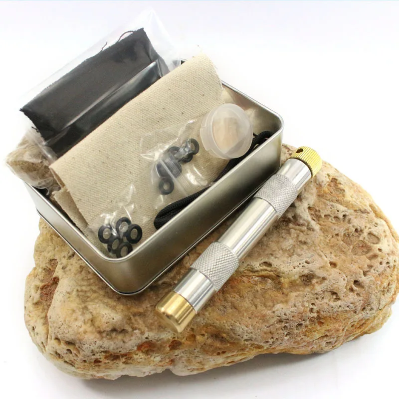 Metal Fire Piston with Char Cloth-Campers/Survival / Preppers/Outdoor emergency fire tool