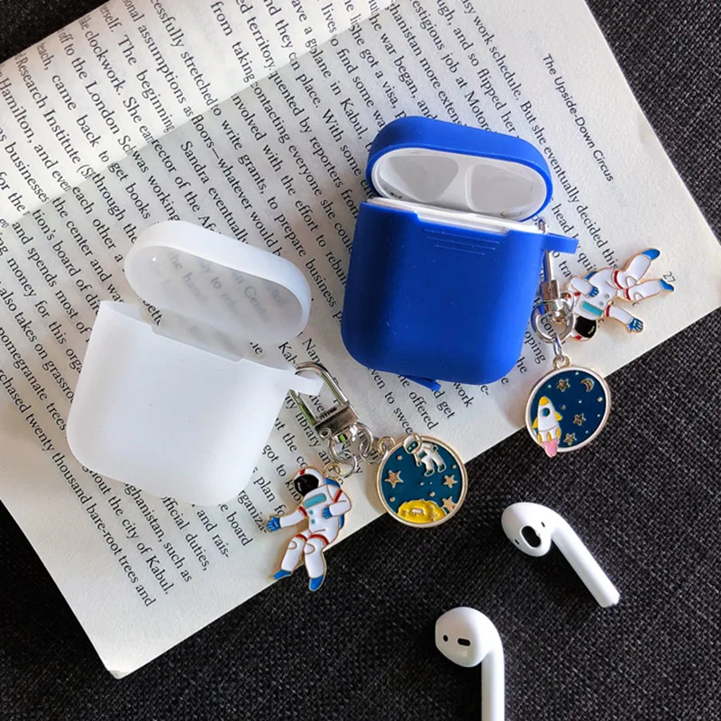 

Cute Cosmic Astronaut Spaceman Keychain for Apple Airpods Accessories Silicone Case Earphone Protective Cover Headset Case Box