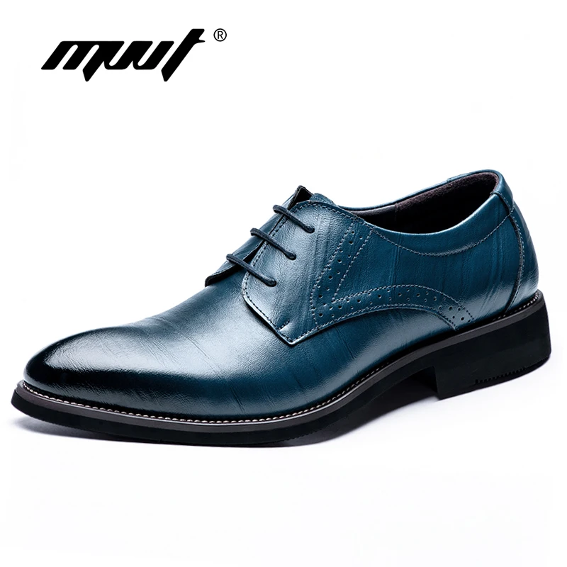 online MVVT Marca Pontas Do Dedo Do Pé Dos Homens Sapatos Homens Se Vestem Sapatos Oxfords Formais Sapatos de Couro Rachado Qualidade Homens Flats Sapatos de Casamento MVVT #2386