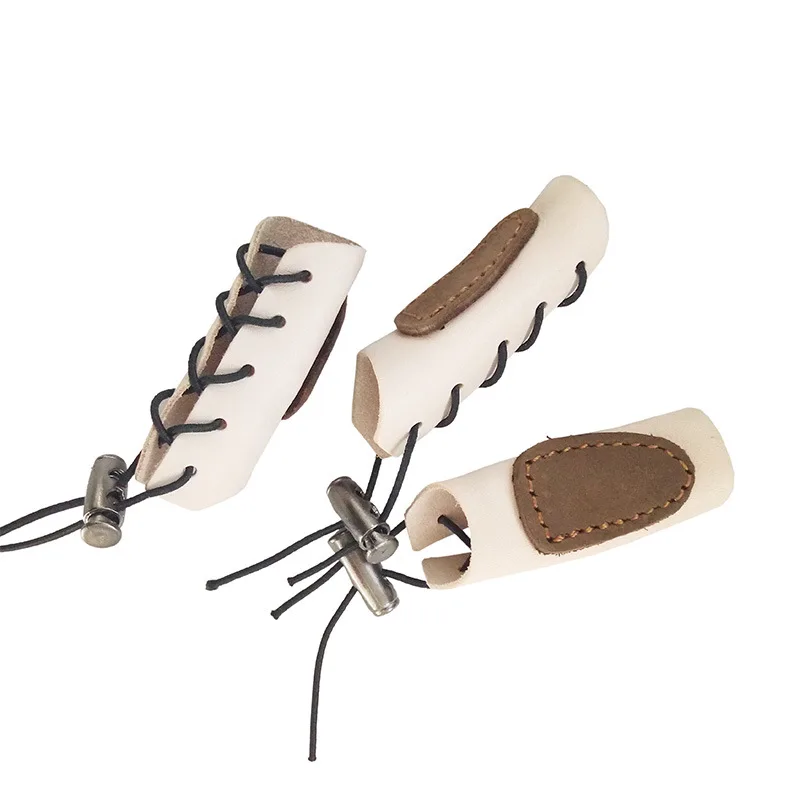 2 farbe 3 stücke Ein Finger Protector Kuh Leder Finger Tab Einstellbare Größe für Recurve Traditionellen Bogen Bogenschießen Jagd Schießen 2 farbe 3 stücke Ein Finger Protector Kuh Leder Finger Tab Einstellbare Größe für Recurve Traditionellen Bogen Bogenschießen Jagd Schießen