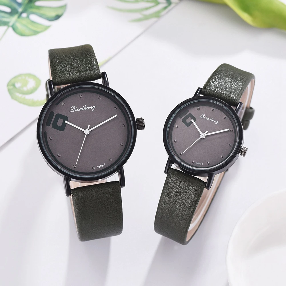 Новые простые мужские и женские аналоговые с круглым циферблатом лента, сиденье из искусственной кожи пара кварцевые наручные часы