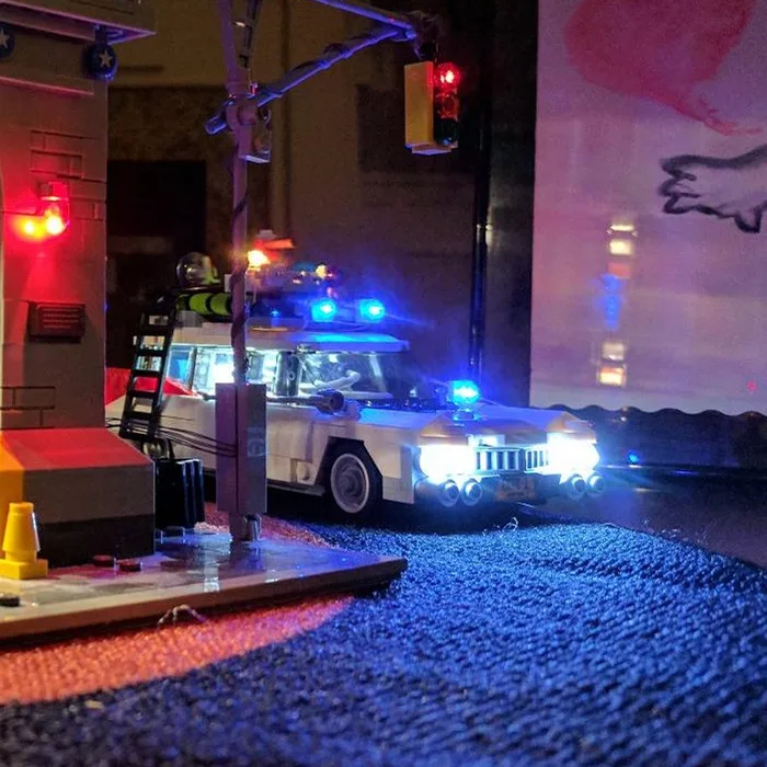 LED Light Kit (only light included )for lego 21108 blocks set  Compatible with  Ghostbusters Ecto-1 bricks  (Car Not Included)