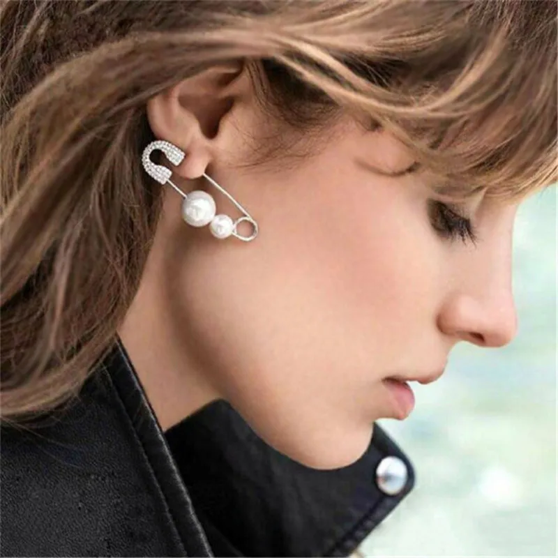 

Fashion personality creative faux pearl rhinestone pin stud earrings
