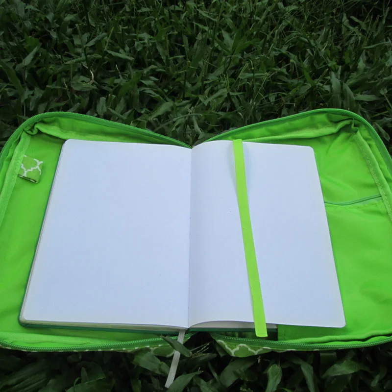 quatrefoil bible cover 2