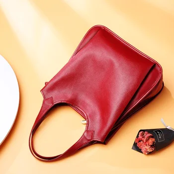 

women\x27s genuine leather handbag female genuine leather shoulder bag ladies large bucket tote bag Black red