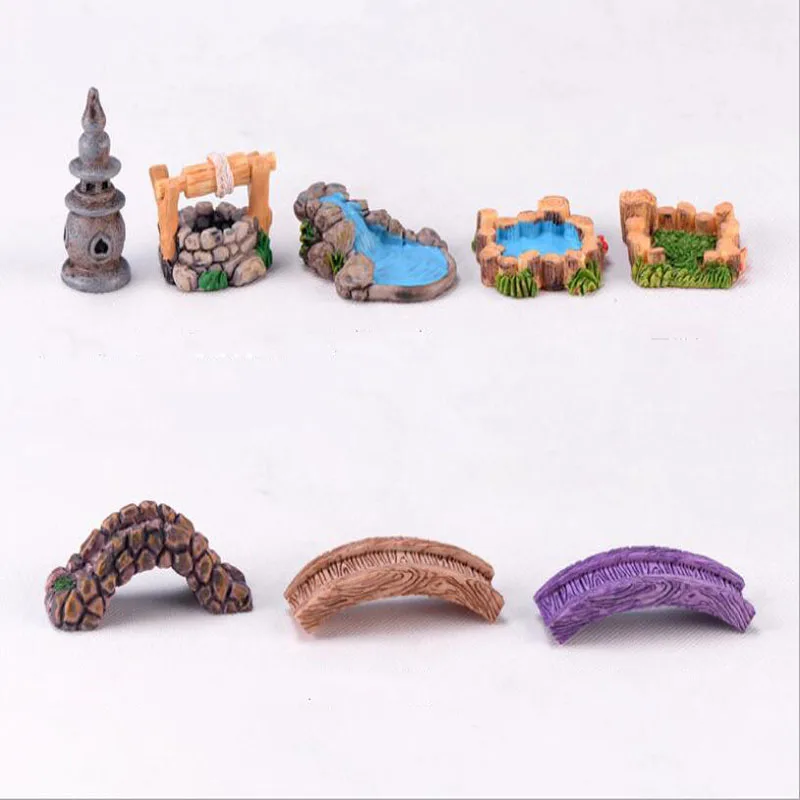 

West Lake Lighthouse Water Well Pool Small Bridge Running Water Meadow Home Decorations