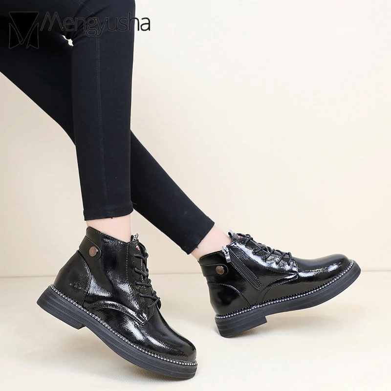 Модные туфли из лакированной кожи martin bottes женские зимние на платформе Ботильоны