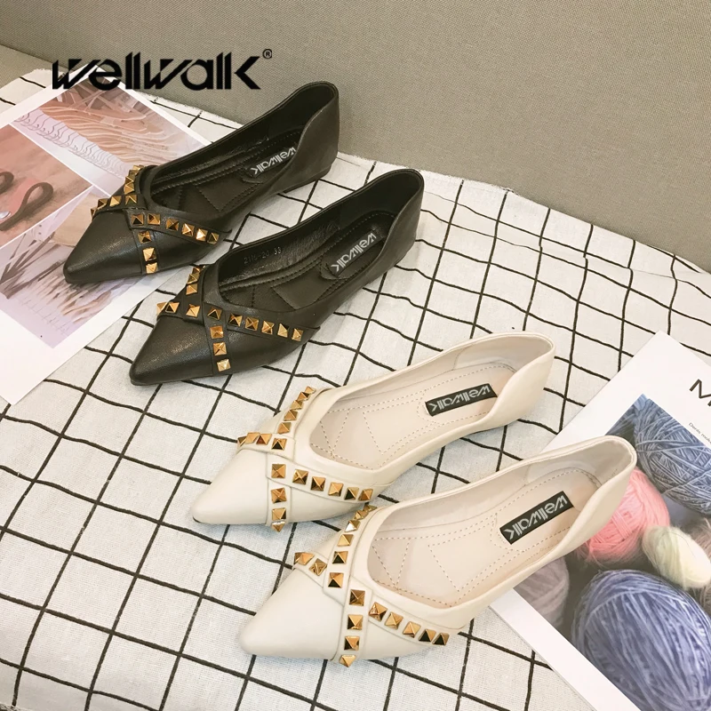

Wellwalk Dress Woman Shoes Rivets Flats Women Ballerina Shoes Fashion Ballet Flats Ladies Comfortable Shoes Pointed Toe