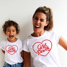 1 предмет; одинаковая футболка для мамы и дочки; семейная одежда; Летняя Повседневная футболка с короткими рукавами; семейный образ