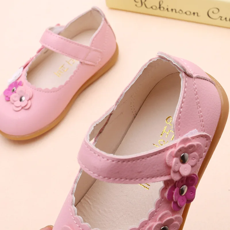 Детская Обувь для девочек Обувь кожаная для девочек Весенняя мода цветок принцесса Обувь для девочек Балетные костюмы мягкой плоской противоскользящей малышей обувь для девочек Дети
