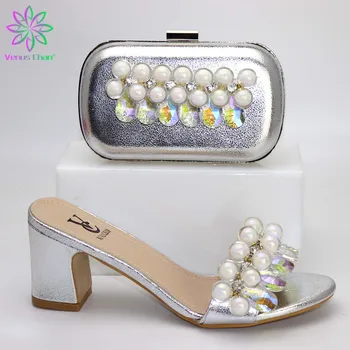 

New Arrival Sliver Color Nigerian Party Shoe and Bag Sets Decorated with Rhinestone Nigerian Women Wedding Shoes and Bag Sets