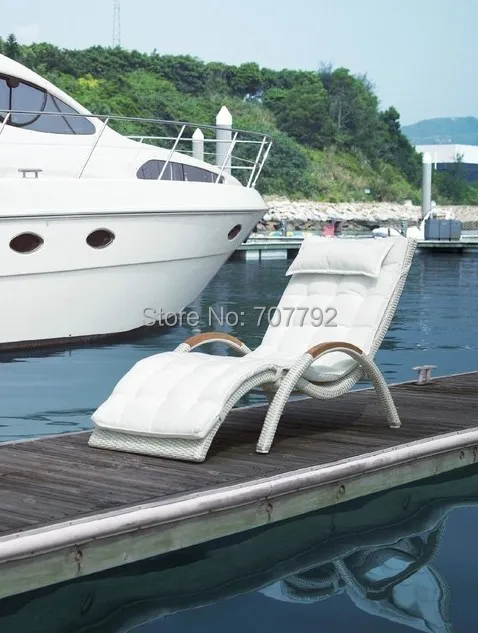 

Wave Garden Sun Lounger / Sunbed Complete with Cushion and Stool