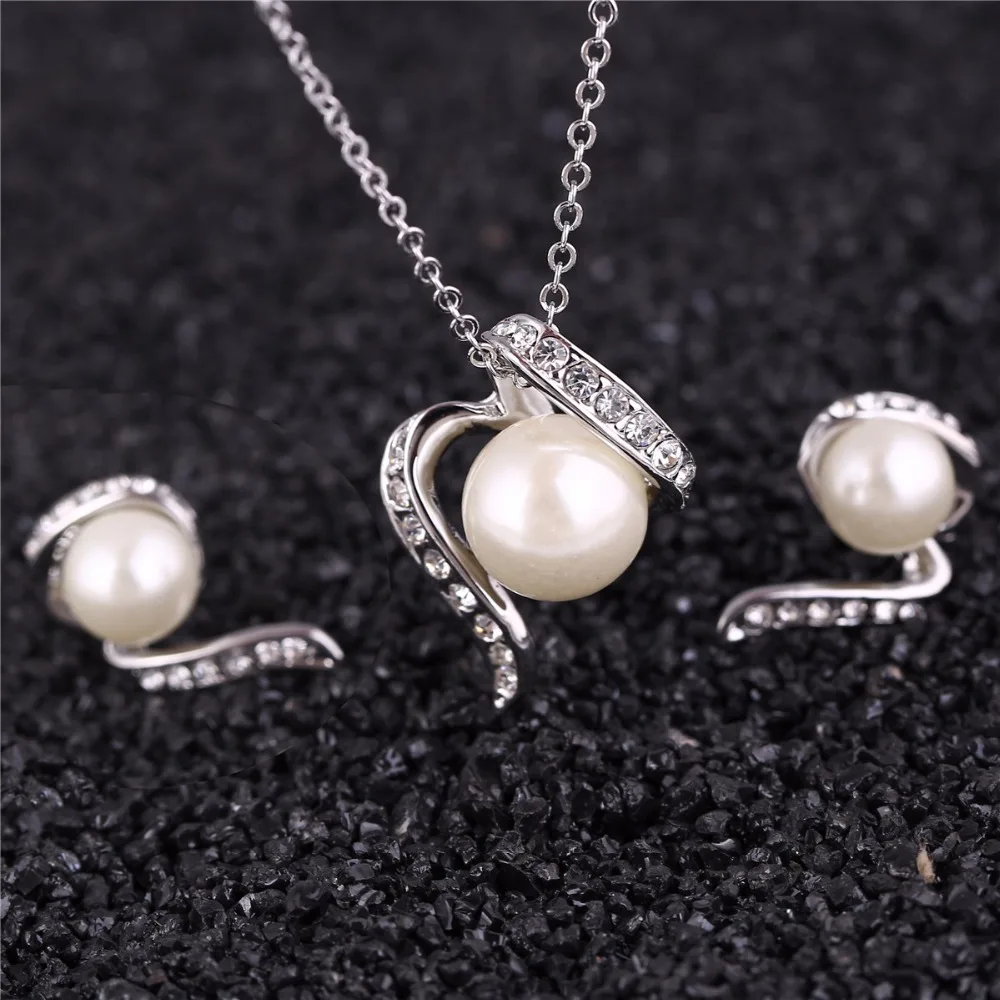 

high quality new arrival 18KGP Simulated Pearl rhinestones bowknot pendant Necklace Earrings fashion Jewelry sets 28963