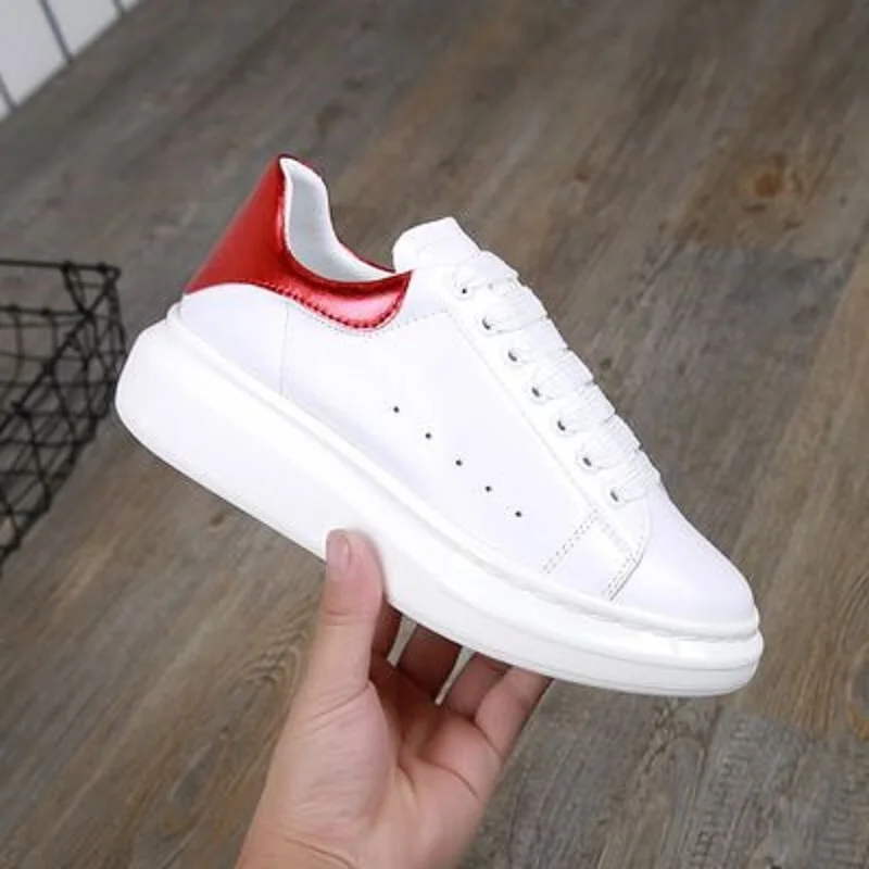 

2018 new spring and autumn leather casual sports shoes wild fashion personality trend women's shoes