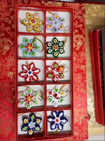 

Stunning handmade Chinese personal computer key chain, cloisonne ceramic jewelry, snowflake type Christmas ornaments