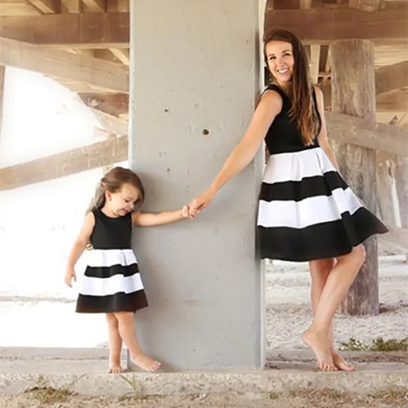 

Mommy and Me Clothes Summer Solid Color Stitching Mother and Daughter Dresses Casual Family Look Dress
