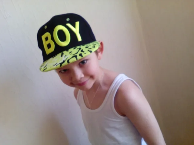 UT87A_9Xw8XXXagOFbXU