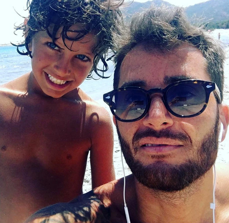 9327292869_1078208372