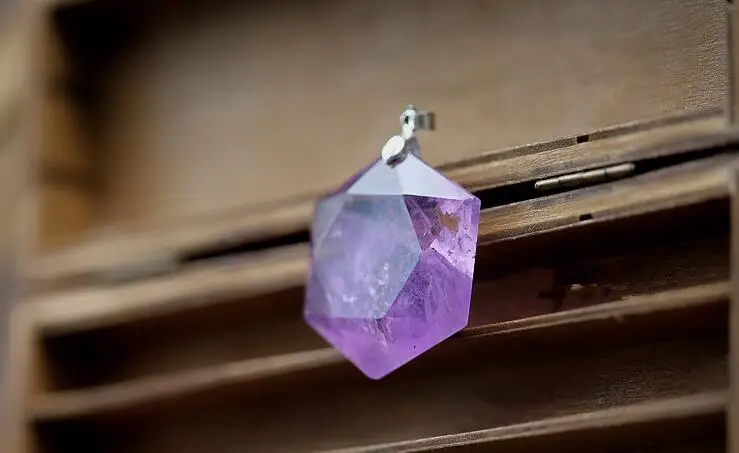 

Free shipping Natural amethyste big satellite pendant facets with rope free ship