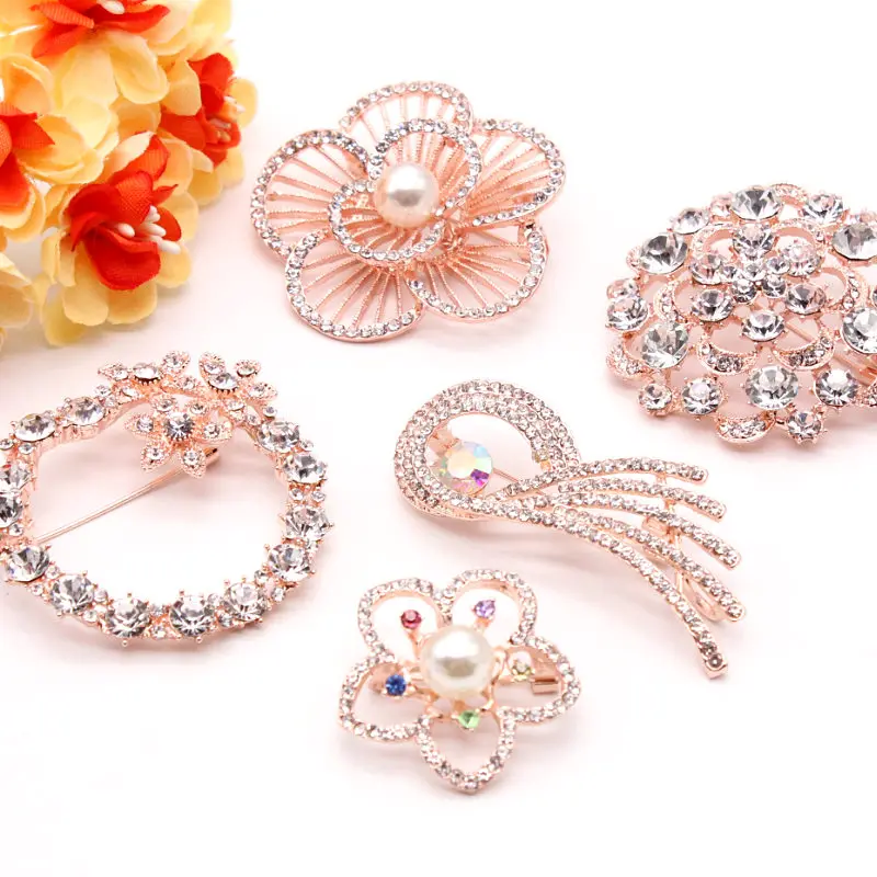 

High quality Metal Rose Pearl flower Enamel Brooches Drip flower collar pin badge Clothes bags accessories Female decoration