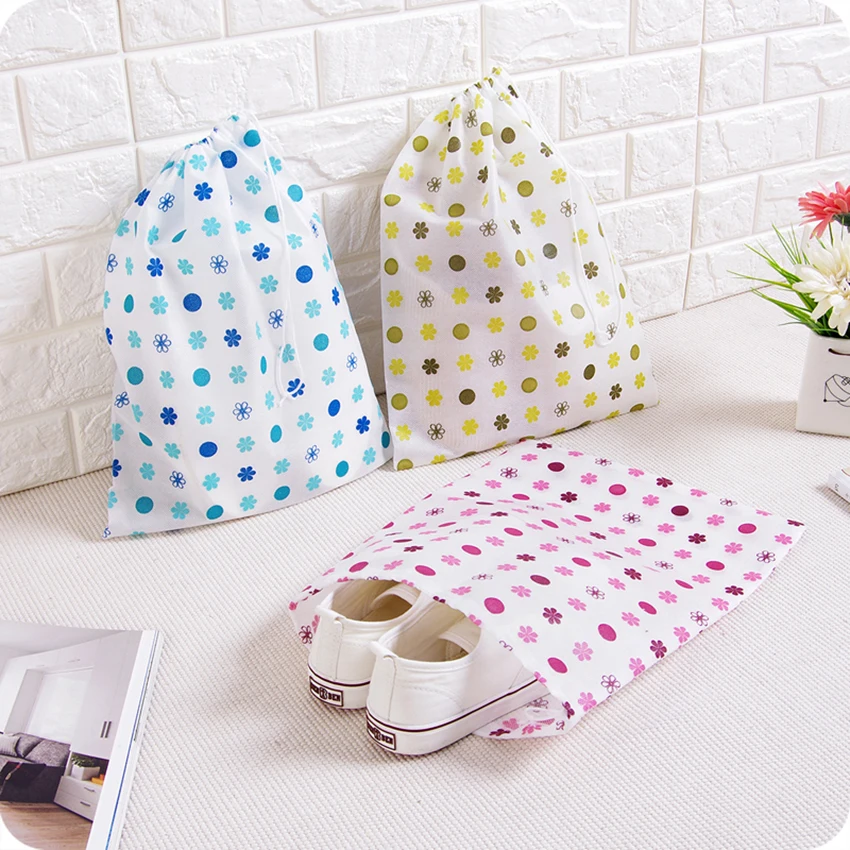 

Breathable Shoe Bags Dust-proof Drawstring Non-woven Travel Shoe Storage Bags Organizer Space Saving Storage Bags 37.5x29cm