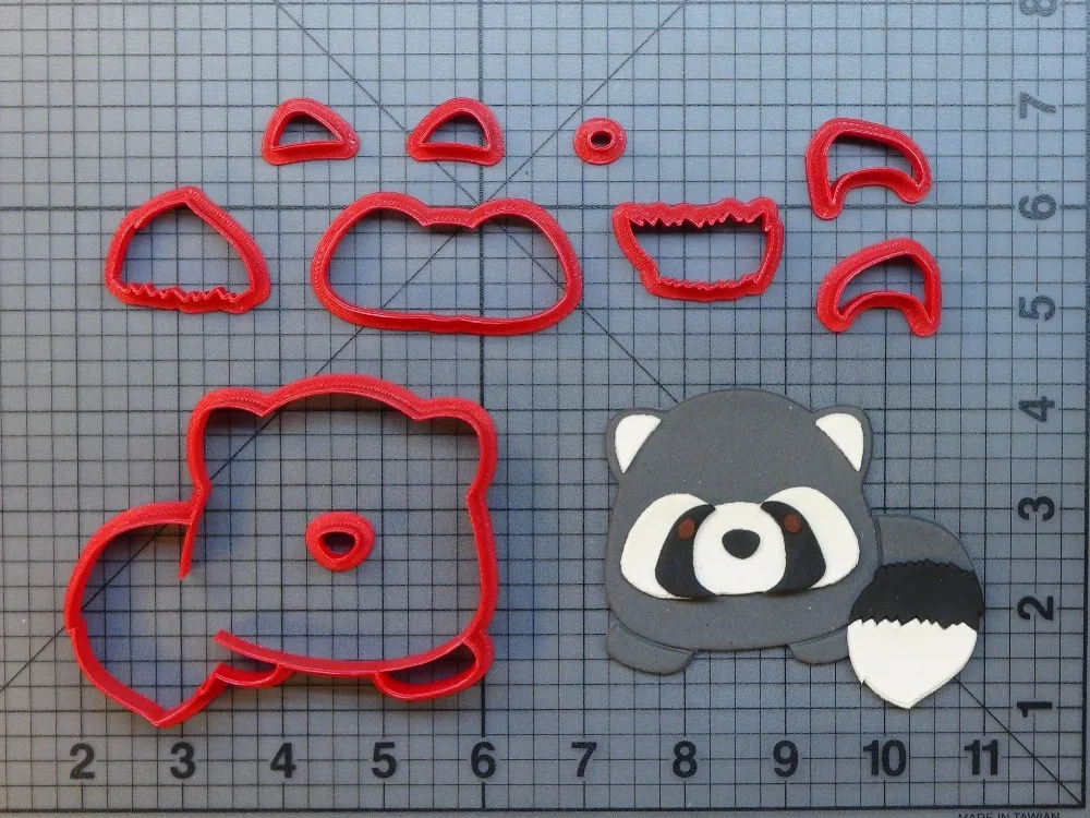JB_Raccoon-266-938-Cookie-Cutter-Set